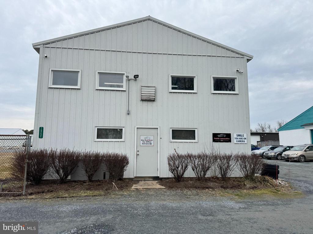 7923 INDUSTRIAL PARK ROAD