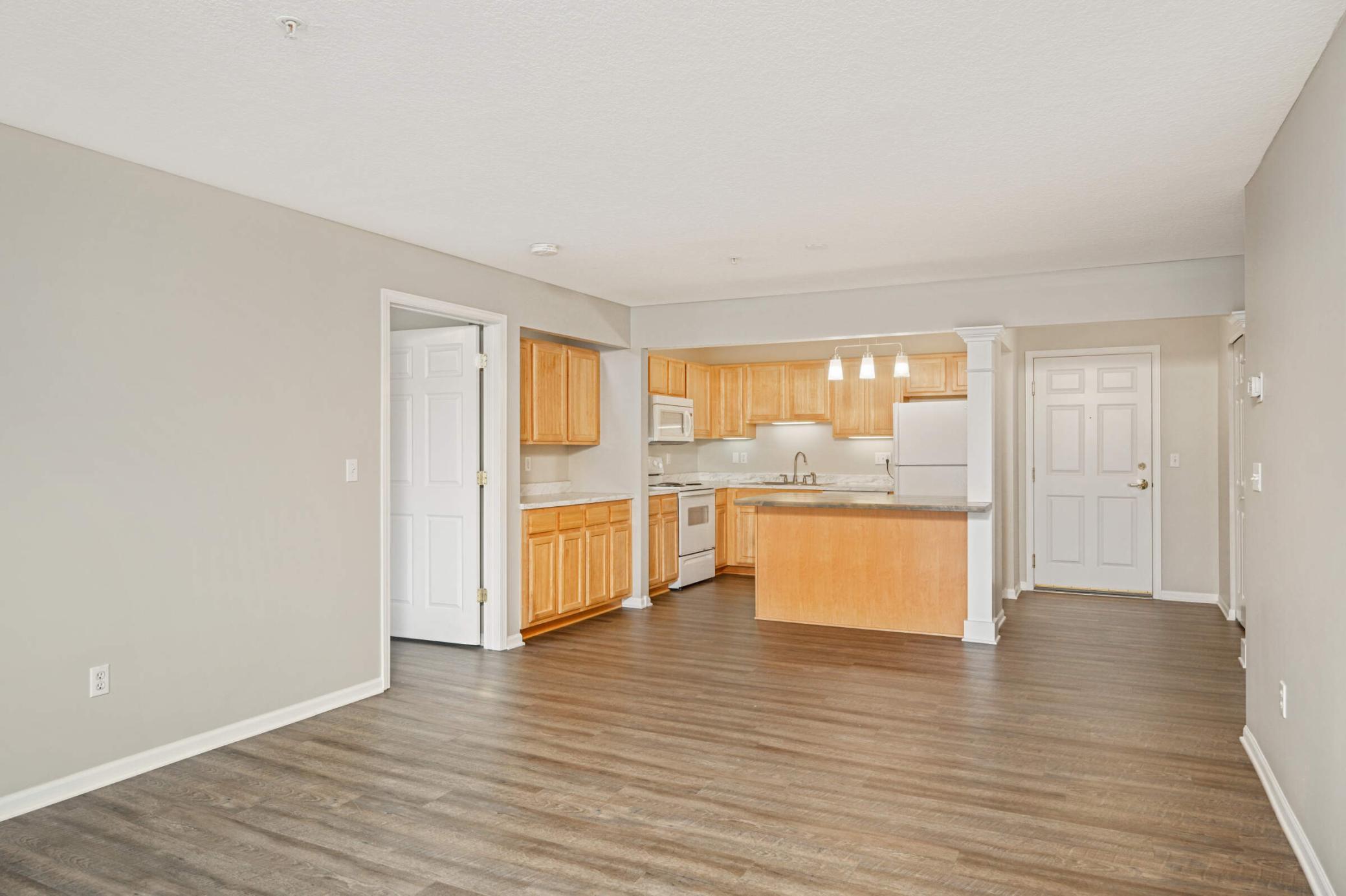 1350 Douglas Drive N Unit: 213