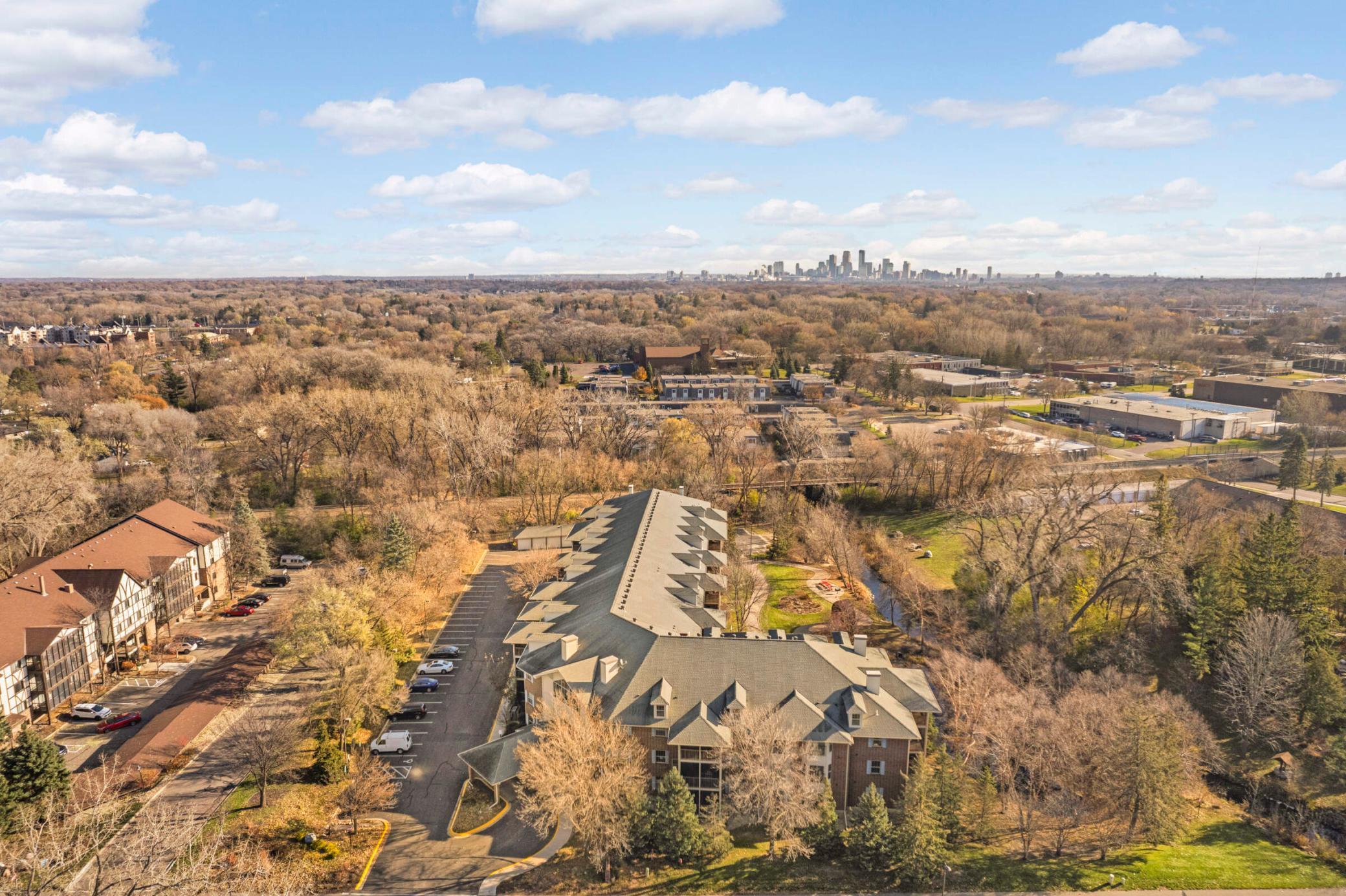 1350 Douglas Drive N Unit: 213