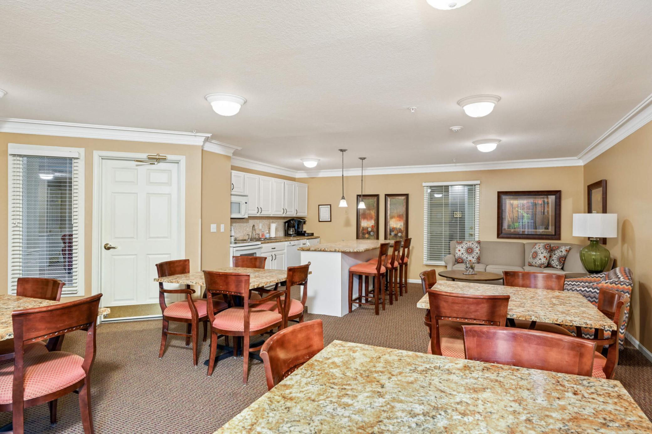 1350 Douglas Drive N Unit: 213