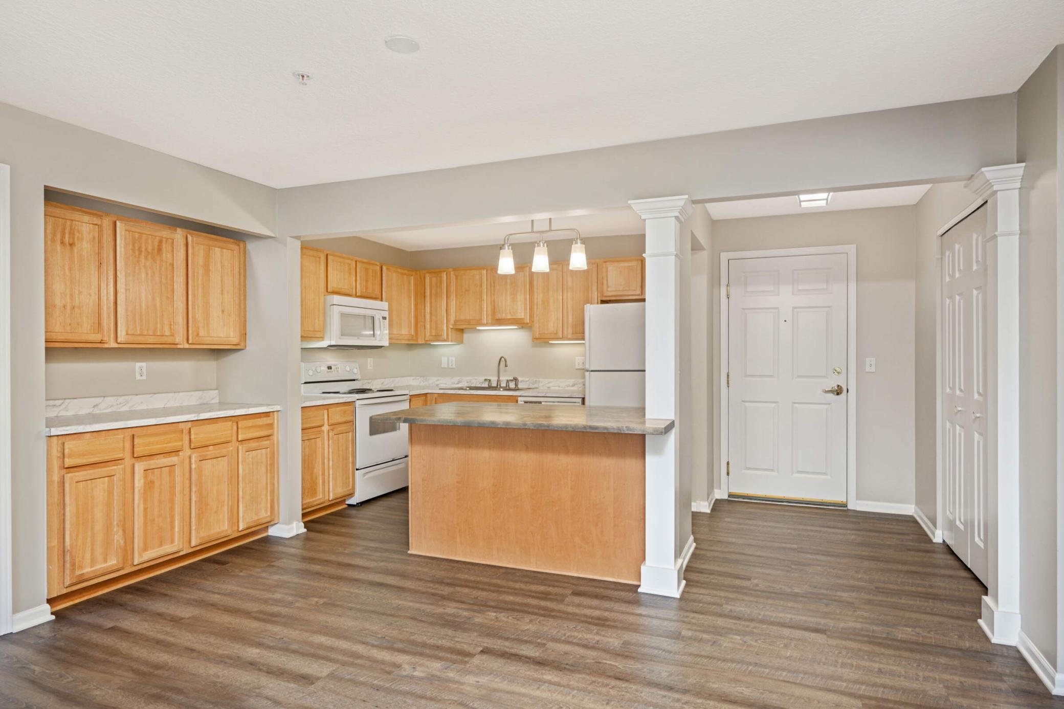 1350 Douglas Drive N Unit: 213