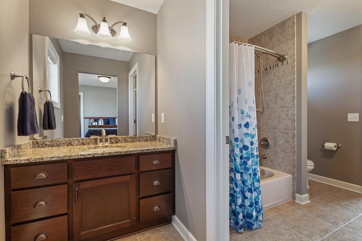 4472 Bluebell Trail S