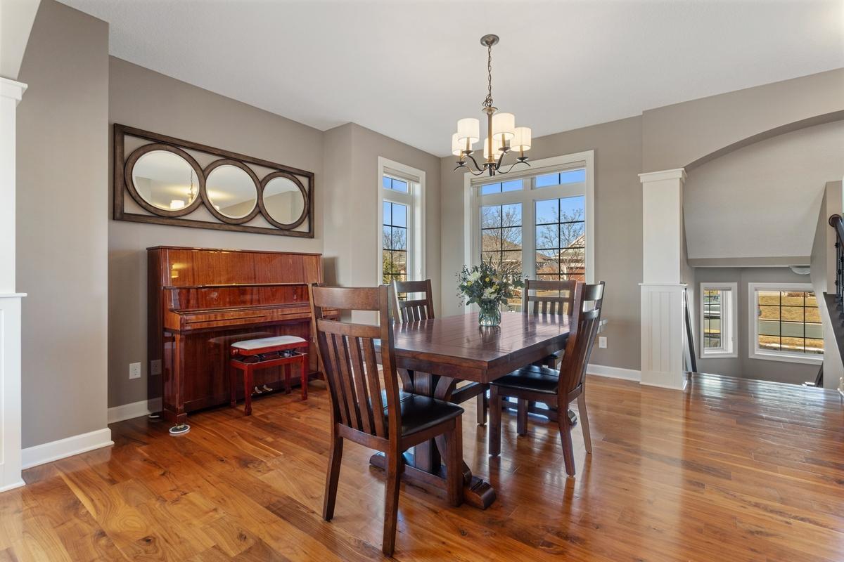 4472 Bluebell Trail S