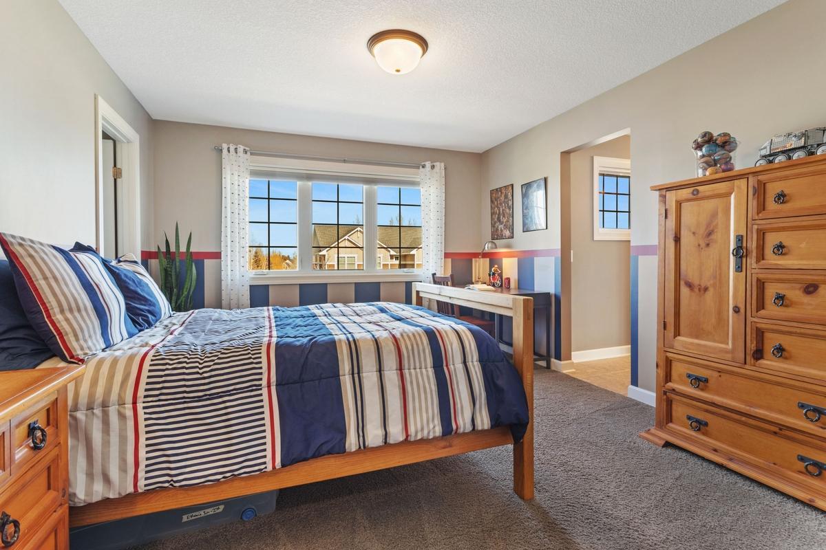 4472 Bluebell Trail S