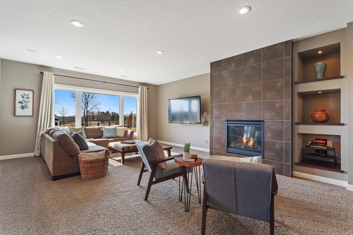 4472 Bluebell Trail S