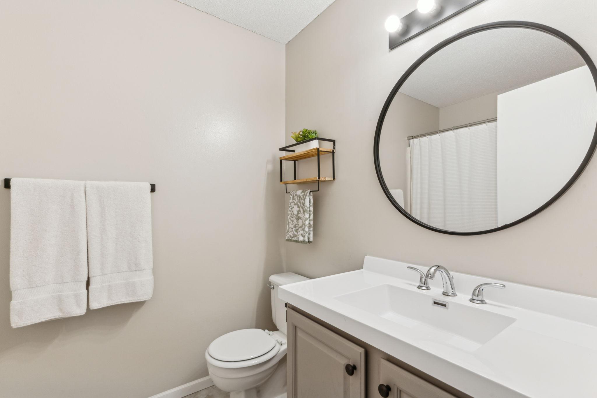 8436 S Pond Trail