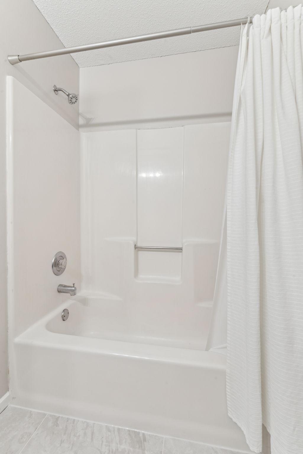 8436 S Pond Trail