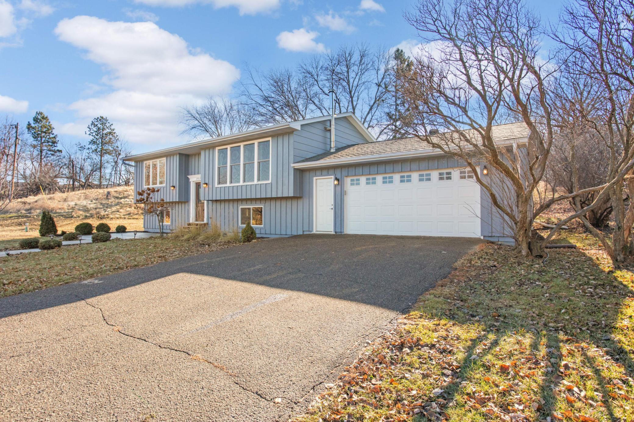 19927 Larkin Road