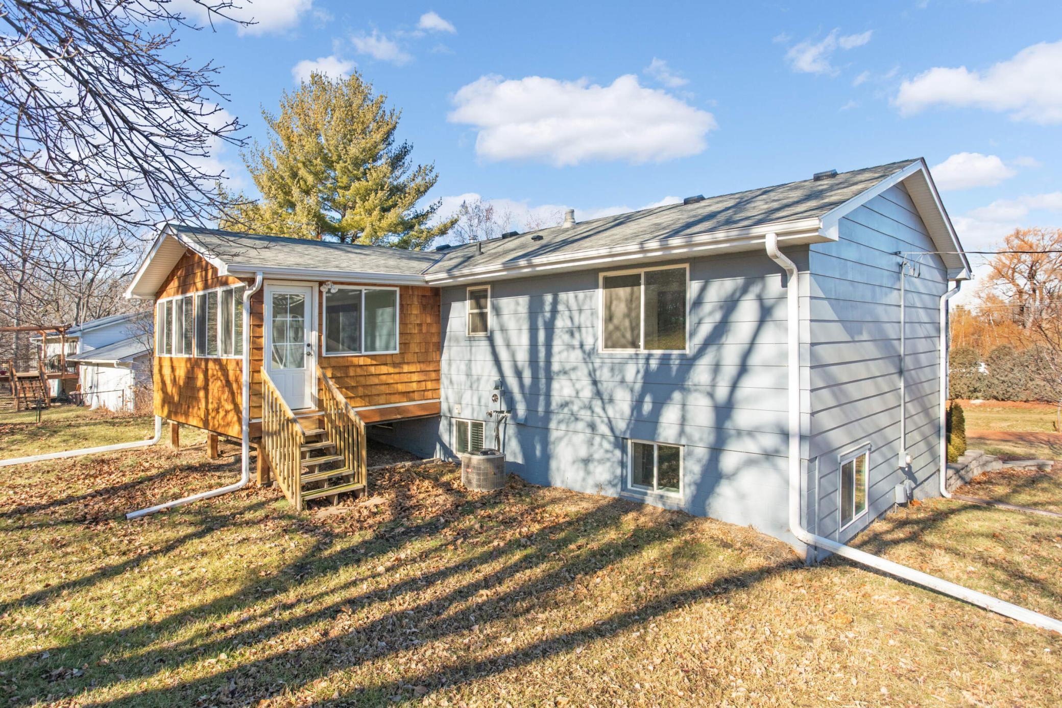 19927 Larkin Road