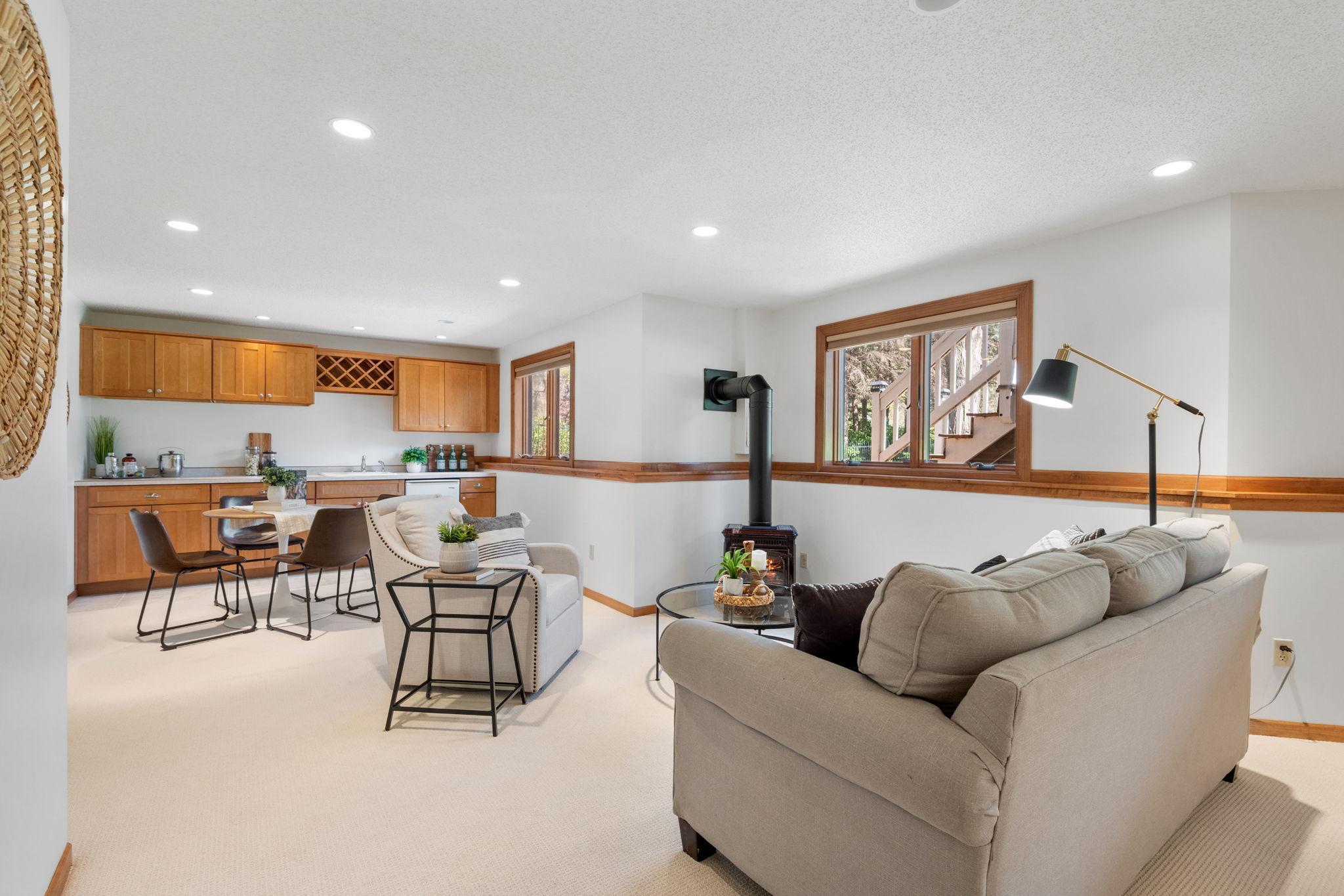 9137 Edinburgh Lane