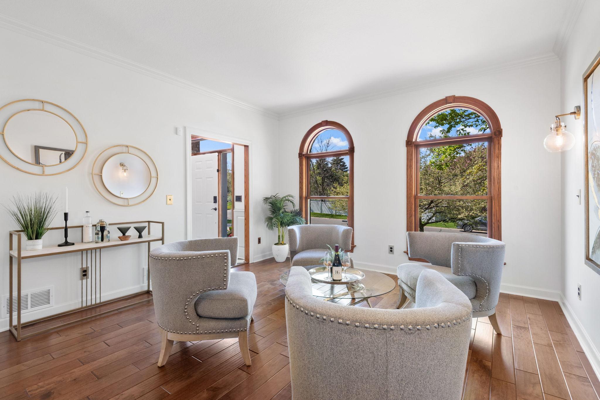 9137 Edinburgh Lane