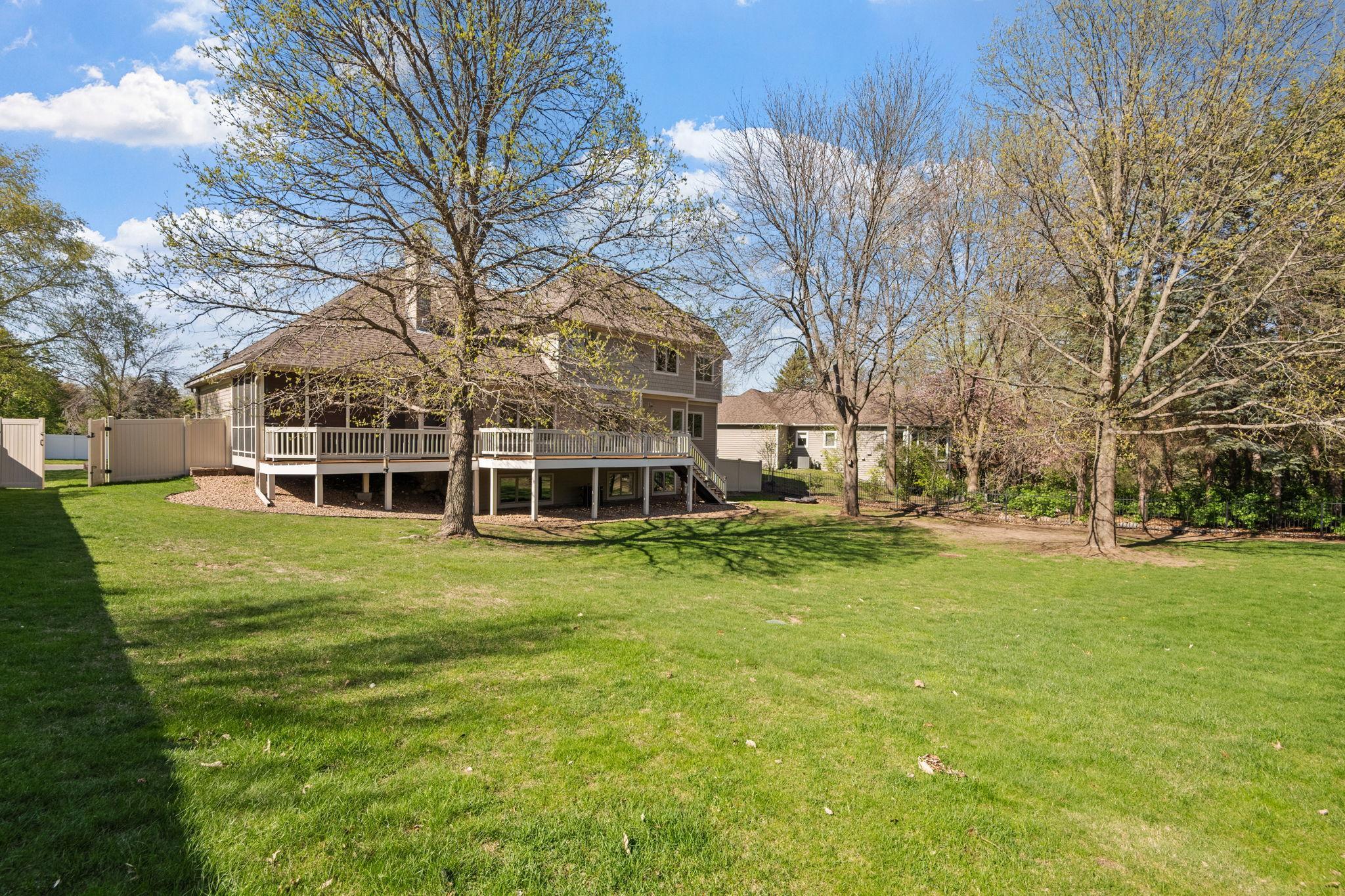 9137 Edinburgh Lane
