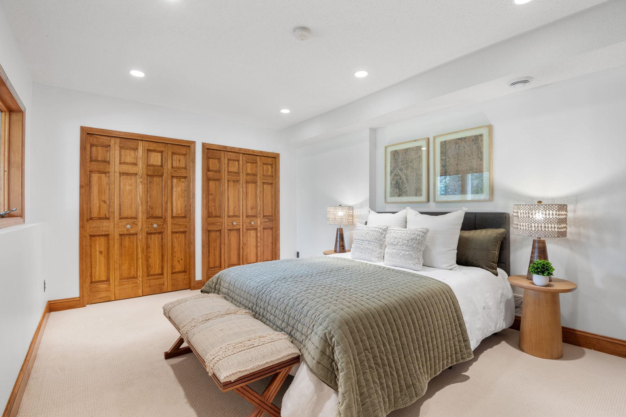 9137 Edinburgh Lane