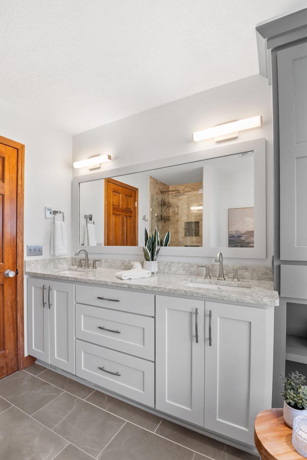 9137 Edinburgh Lane