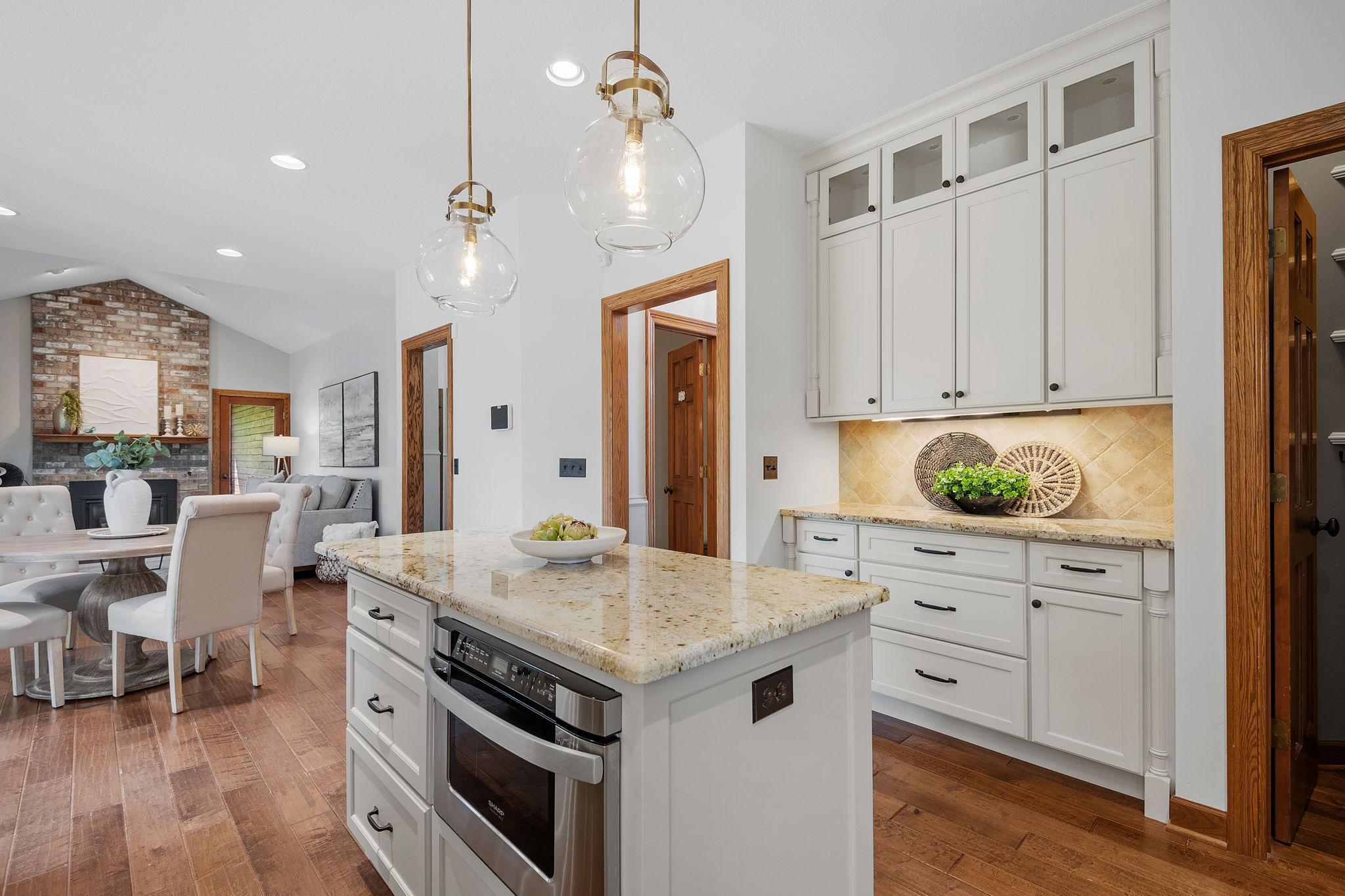 9137 Edinburgh Lane