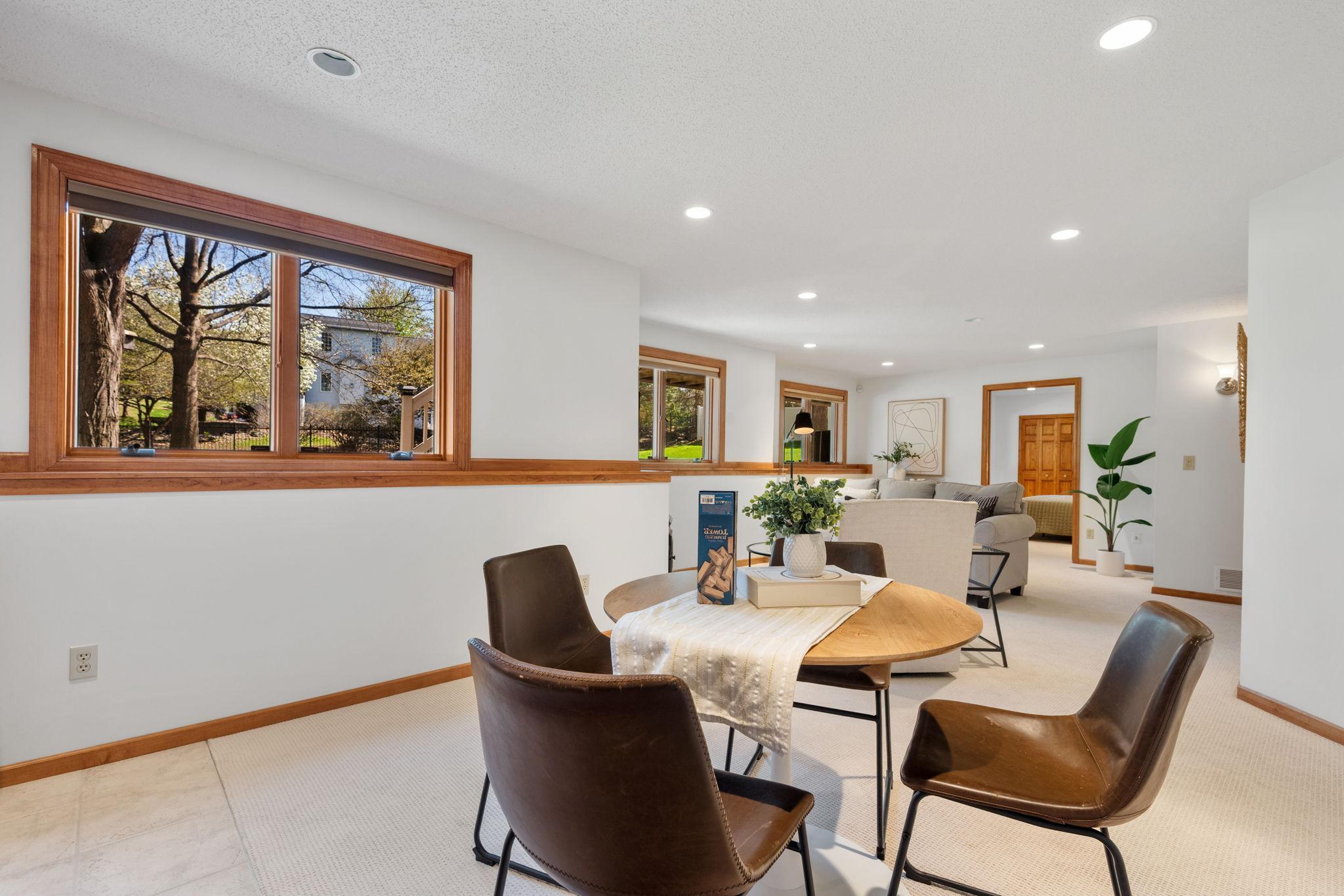 9137 Edinburgh Lane