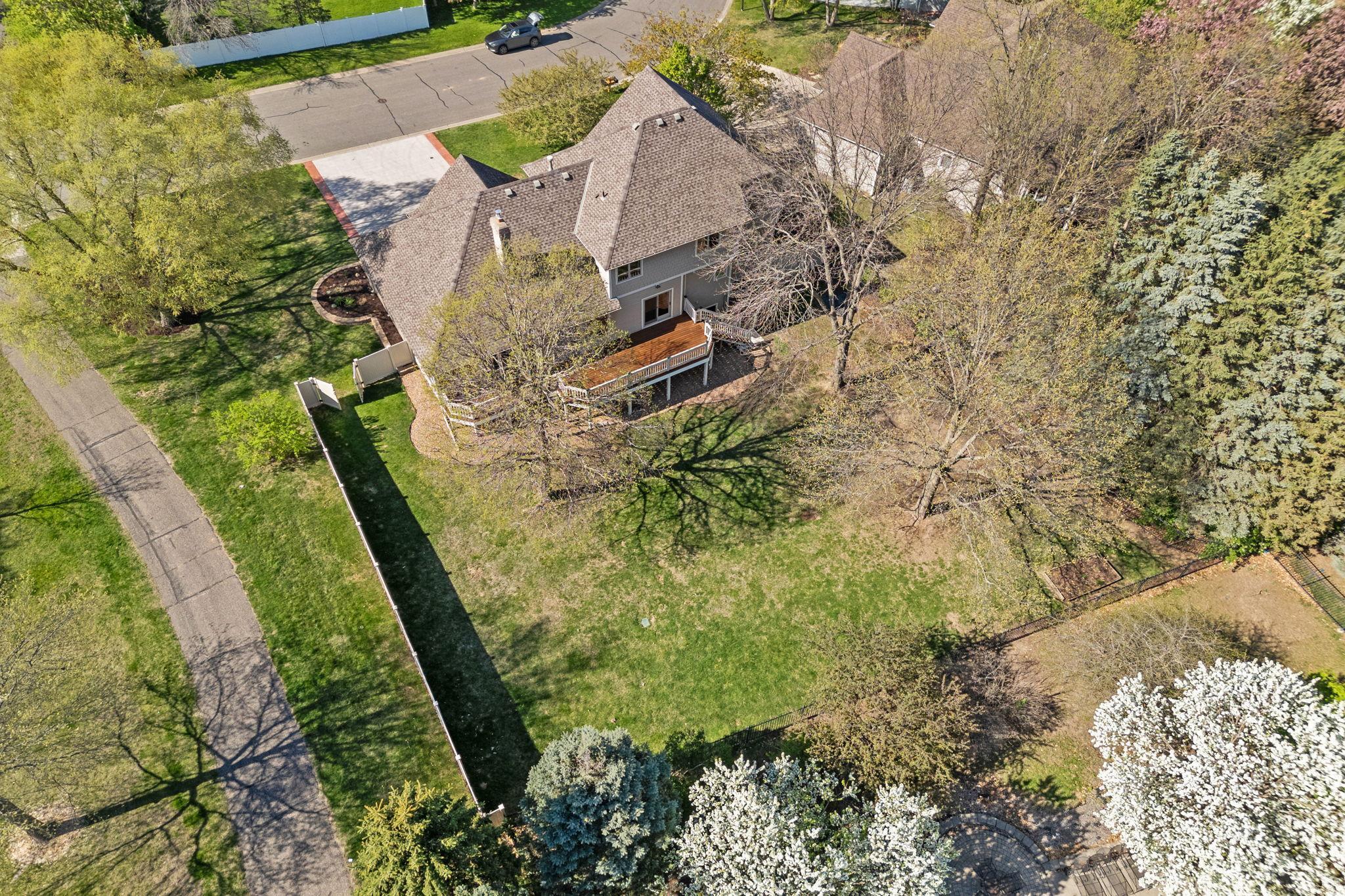 9137 Edinburgh Lane