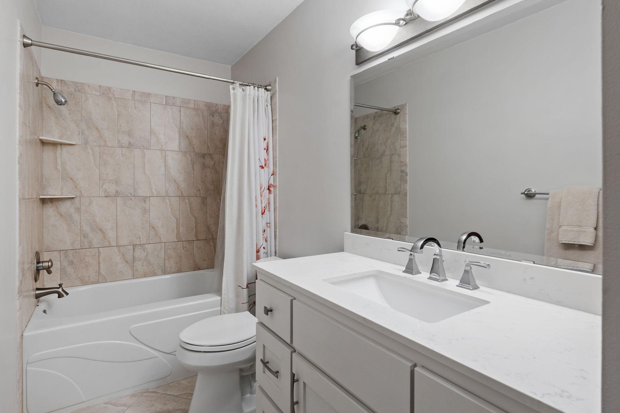 8405 Underwood Lane N