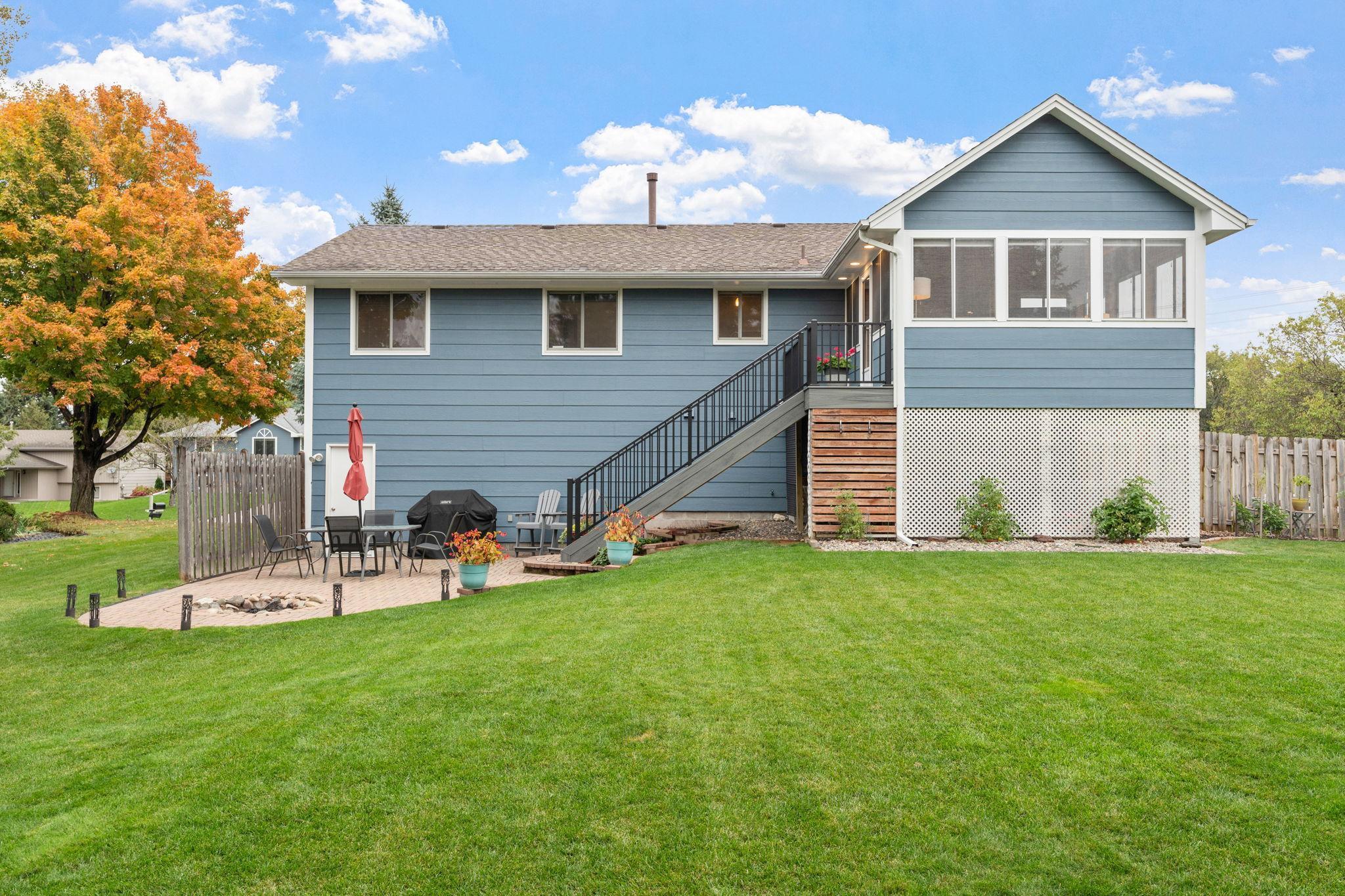 8405 Underwood Lane N