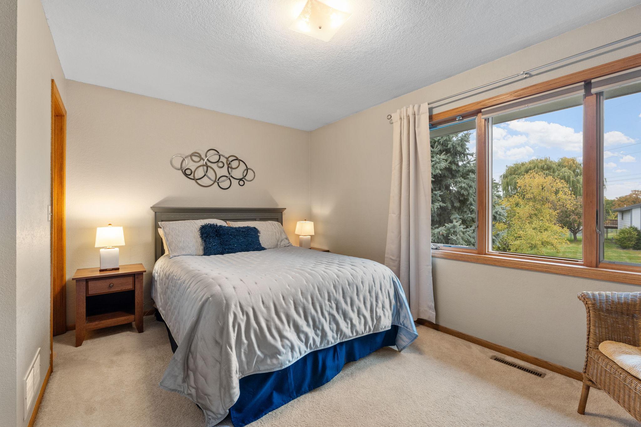 8405 Underwood Lane N