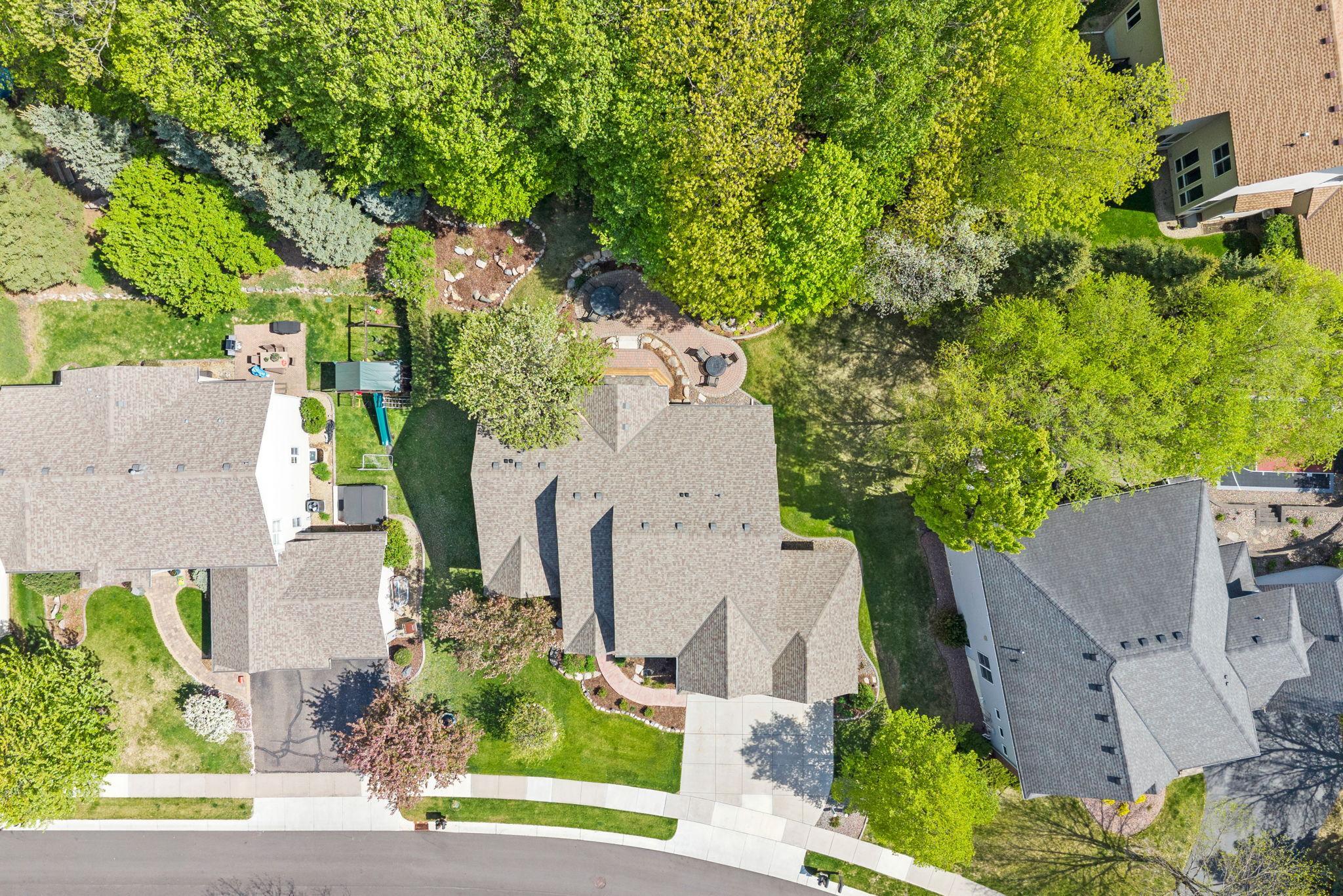 7552 Blackoaks Lane N