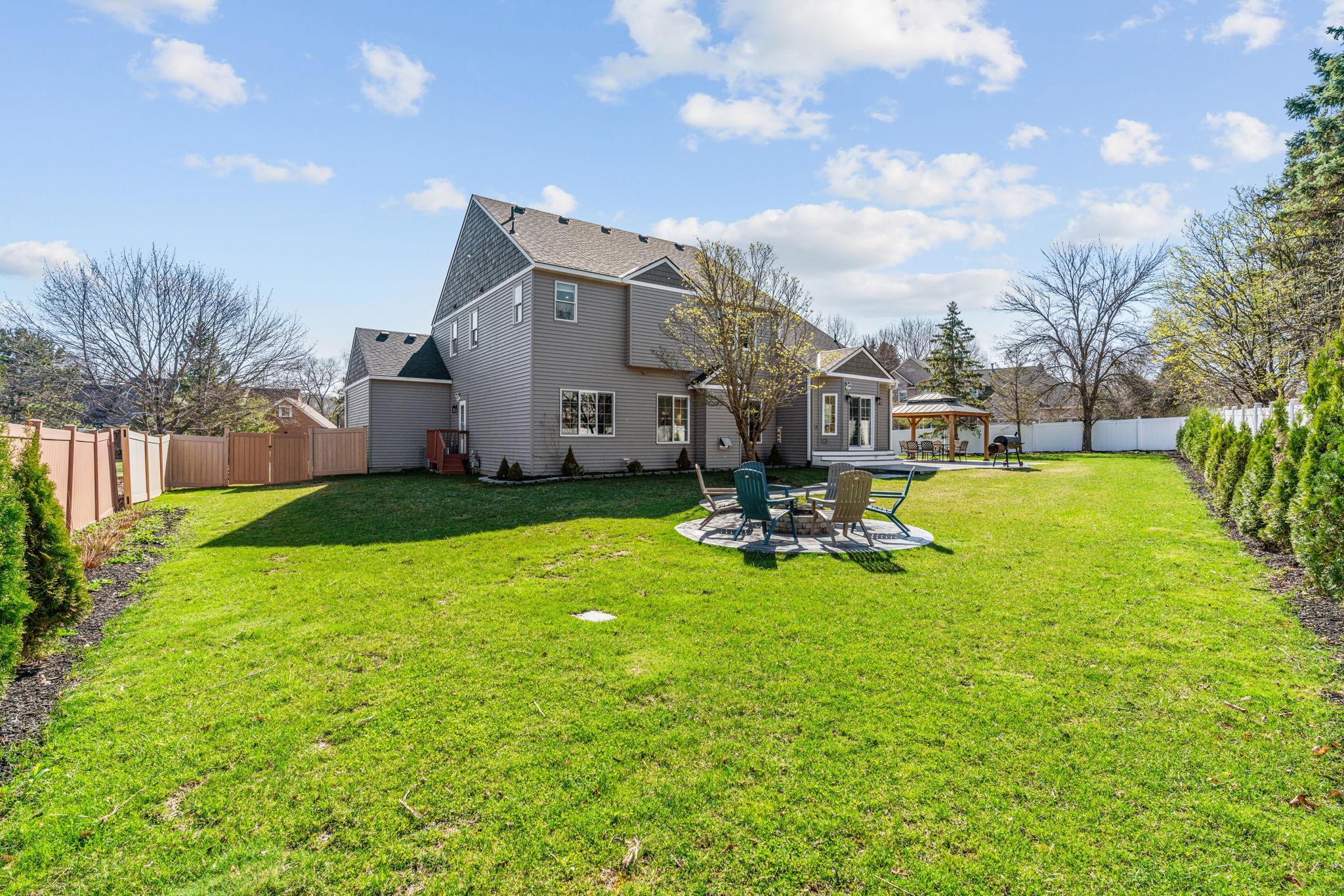9154 Edinburgh Lane
