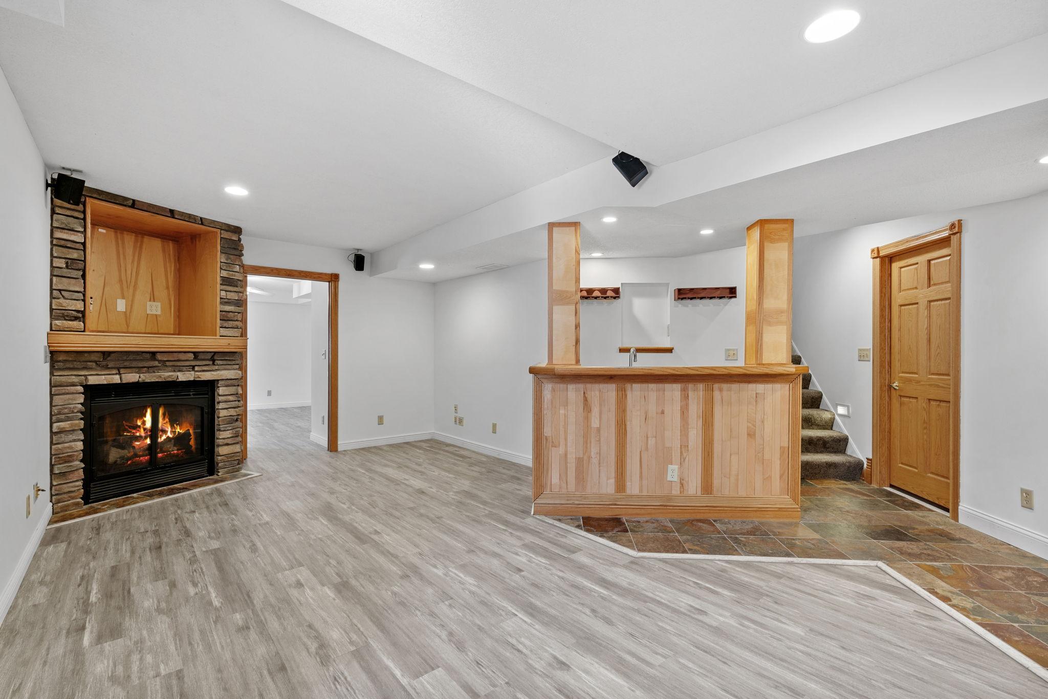 9154 Edinburgh Lane