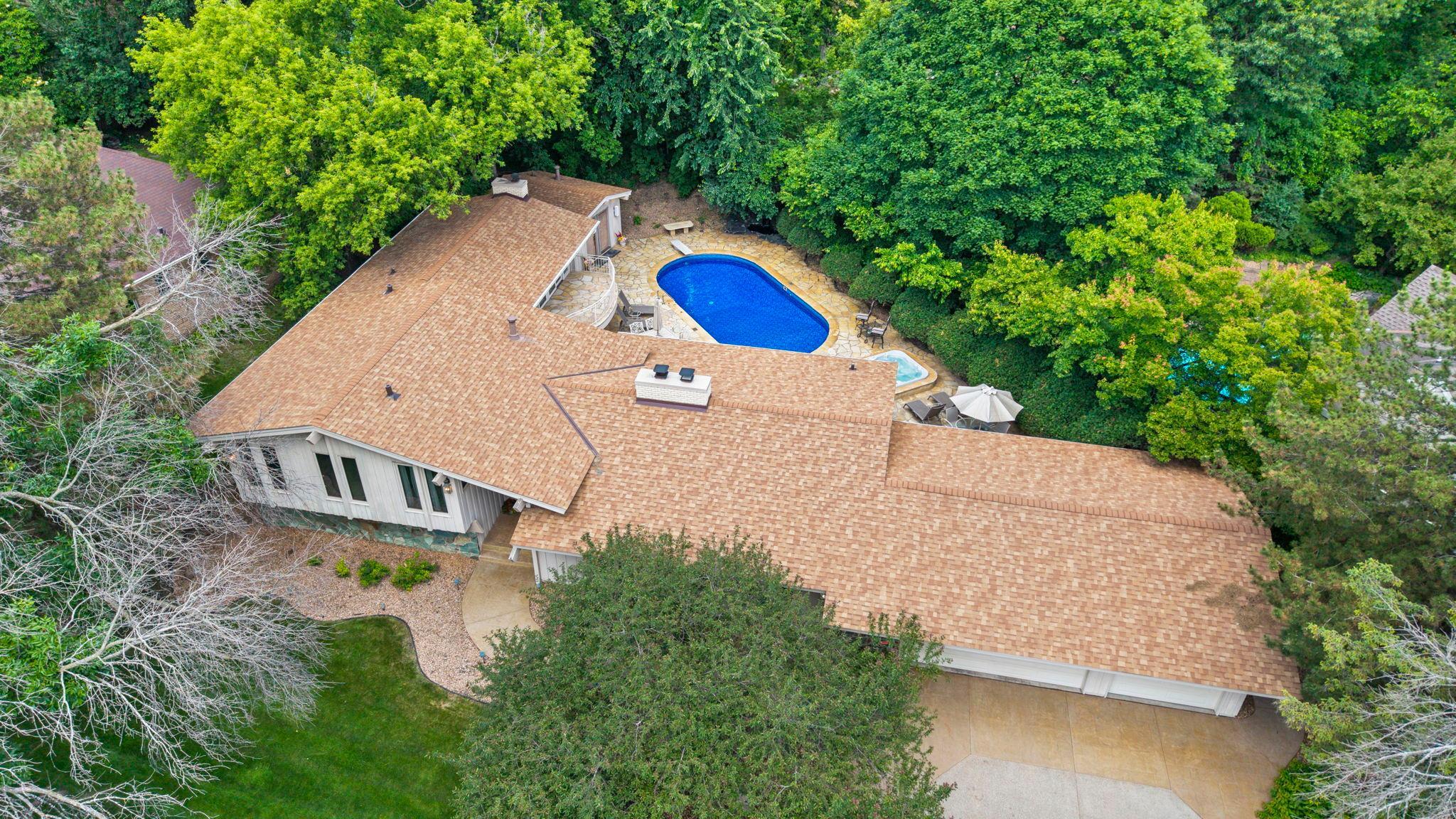 7105 Gleason Road