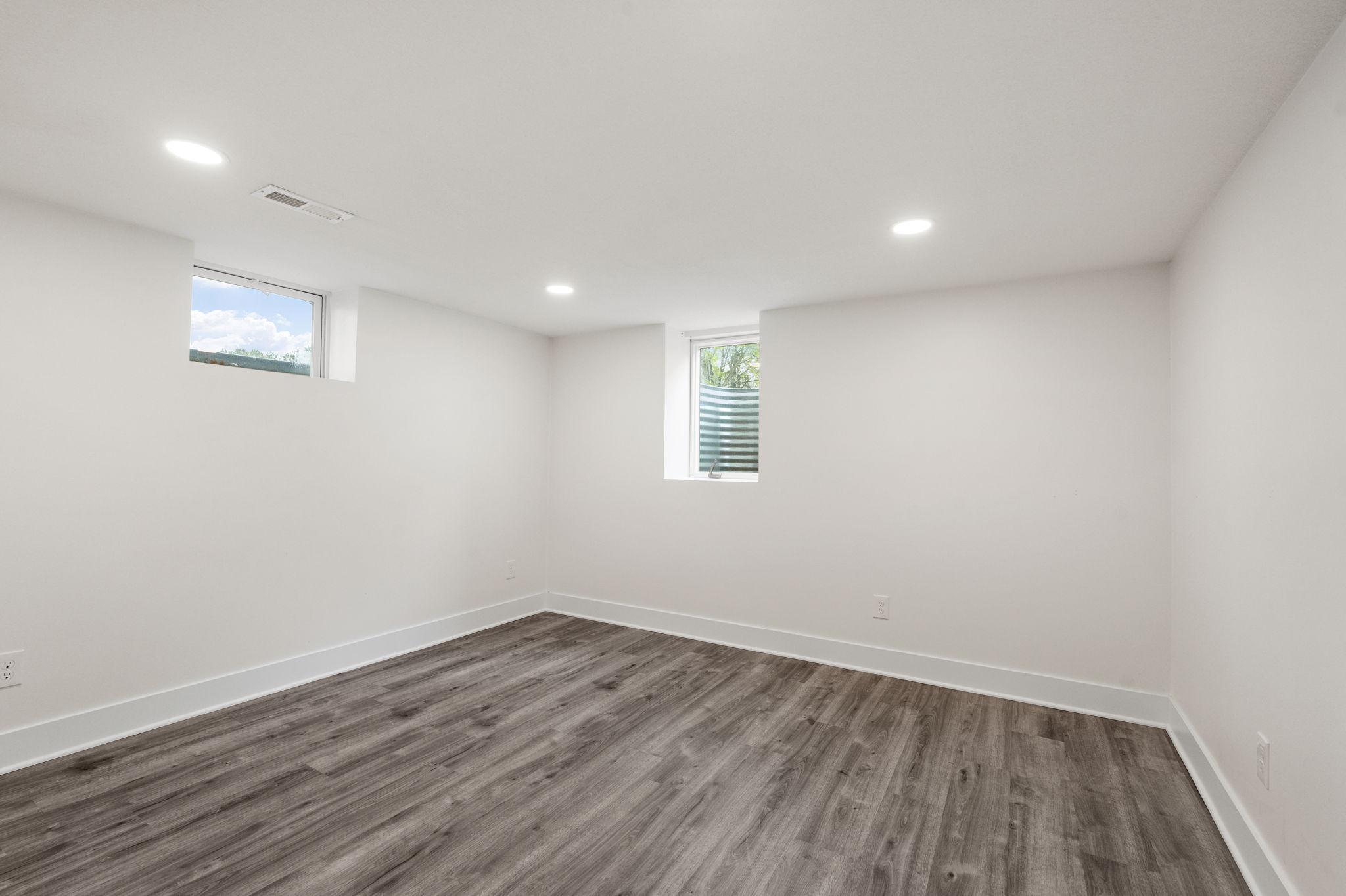 22901 Oakdale Drive