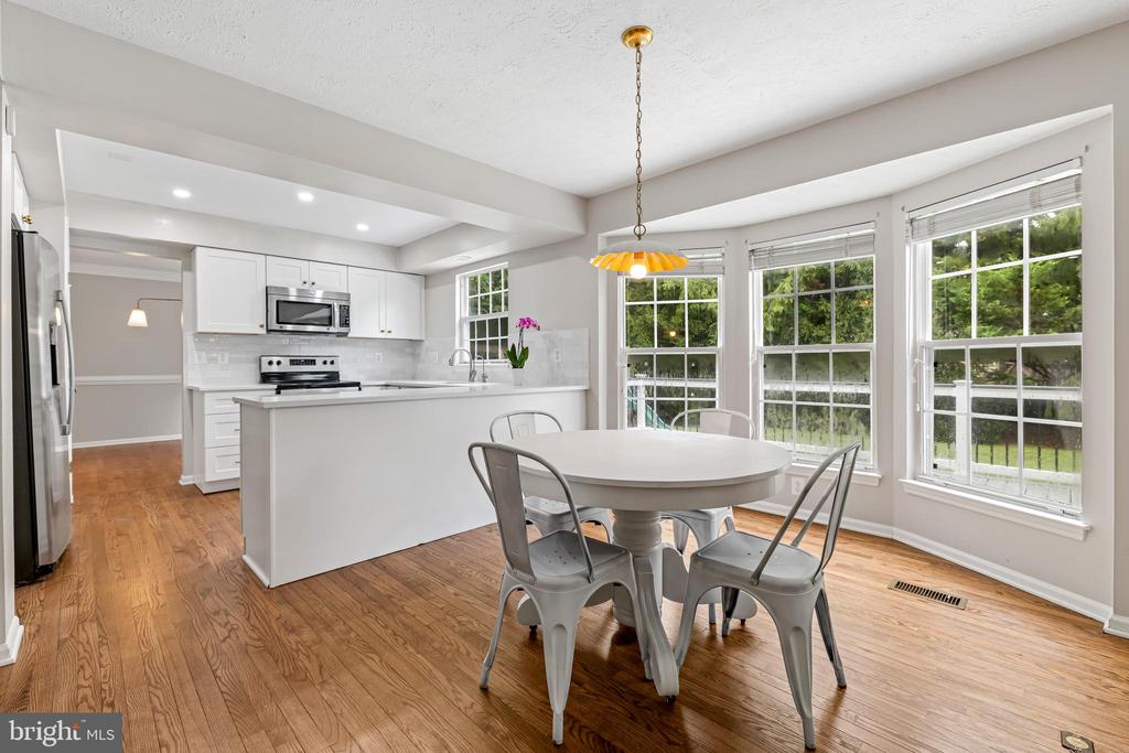 1210 MAPLE LEAF COURT