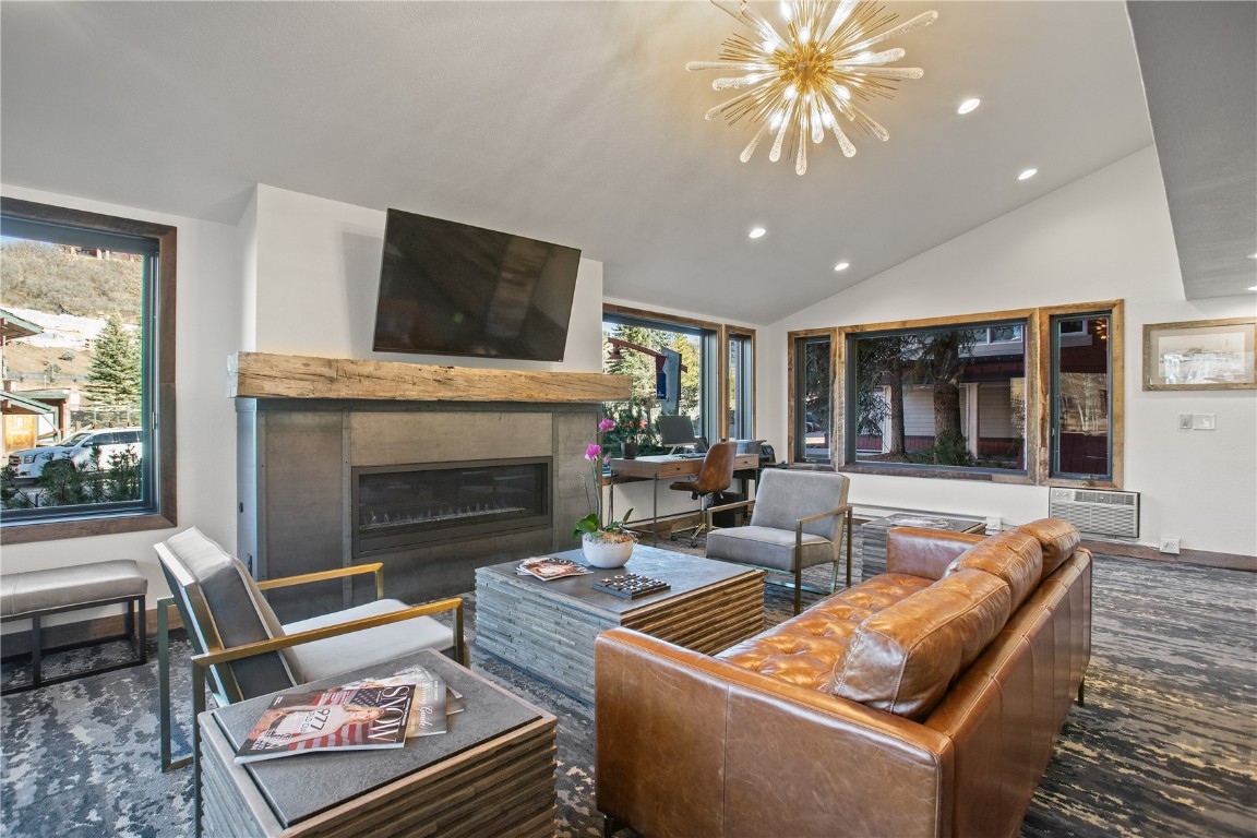 1855 Ski Time Square DRIVE 305A