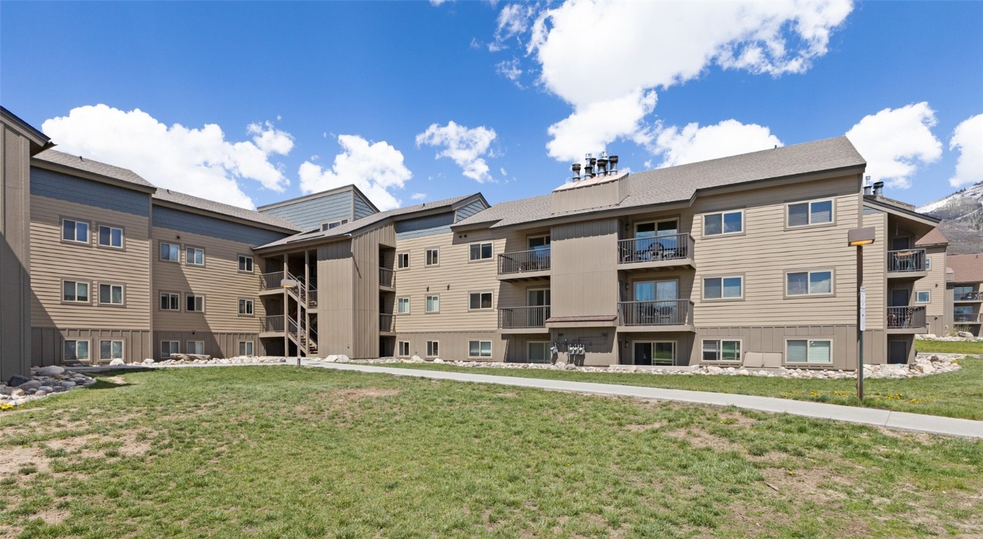 1535 Shadow Run COURT E104