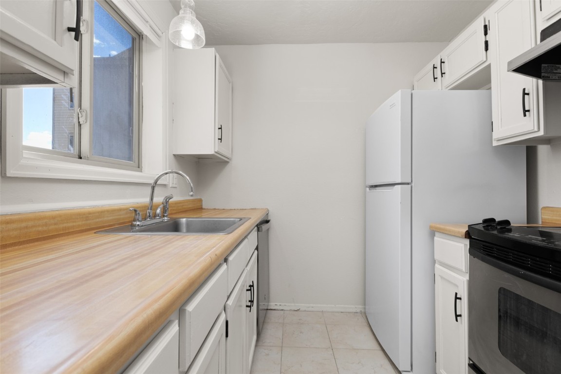 1535 Shadow Run COURT E104