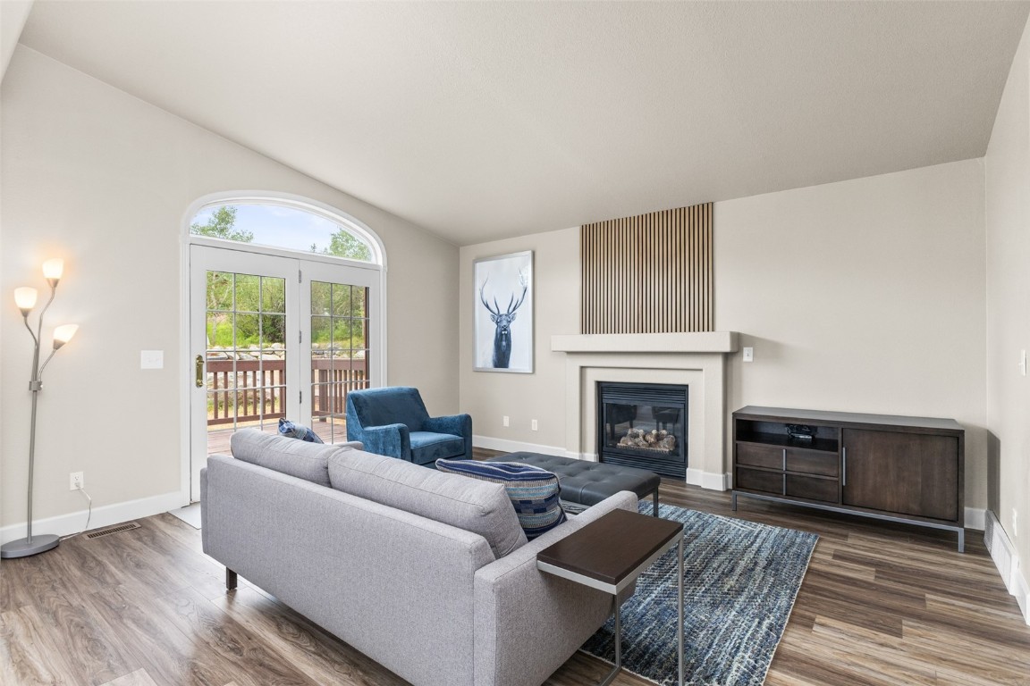 31040 Fallen Falcon TRAIL