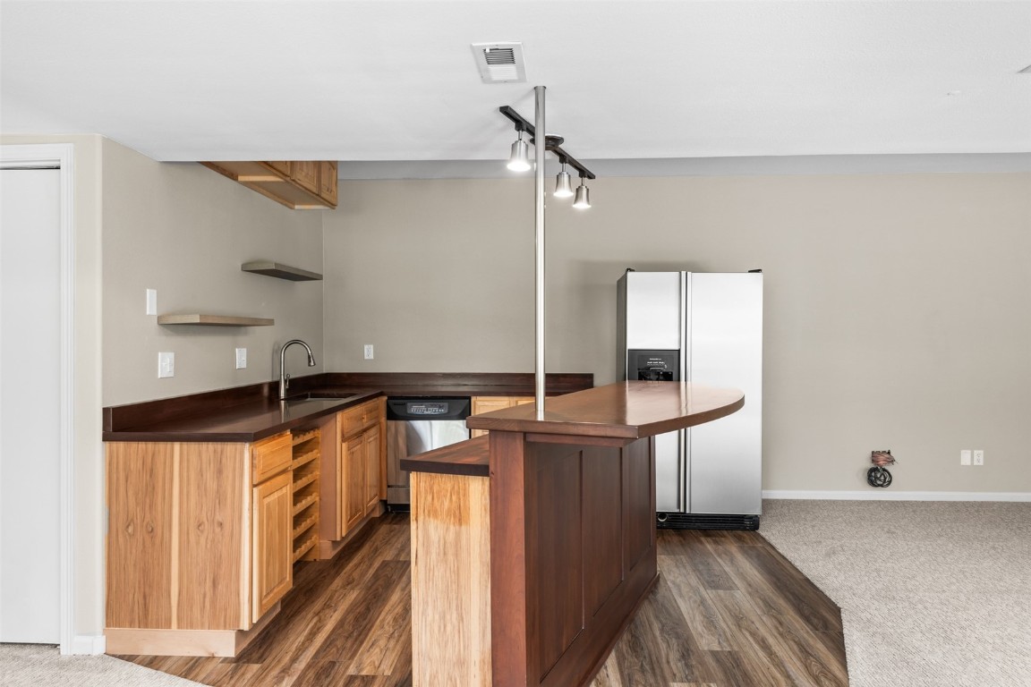 31040 Fallen Falcon TRAIL