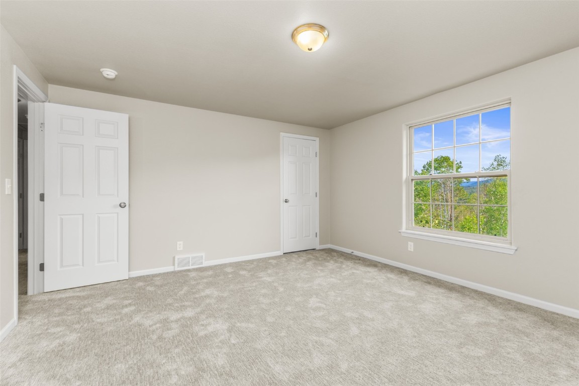 31040 Fallen Falcon TRAIL