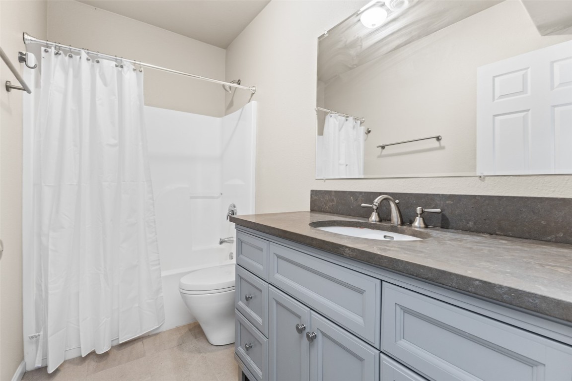 31040 Fallen Falcon TRAIL