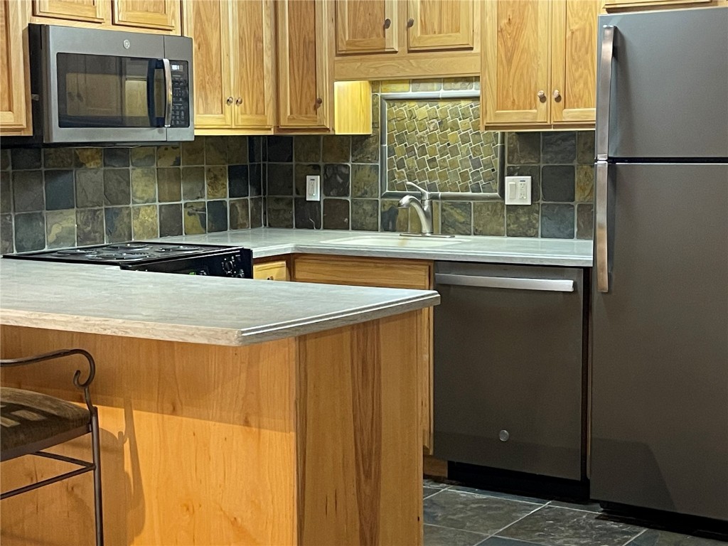 2305 Storm Meadows DRIVE 216