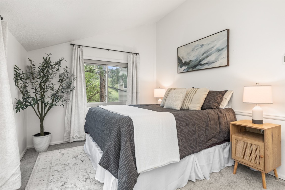 348 Old Fish Creek Falls ROAD -