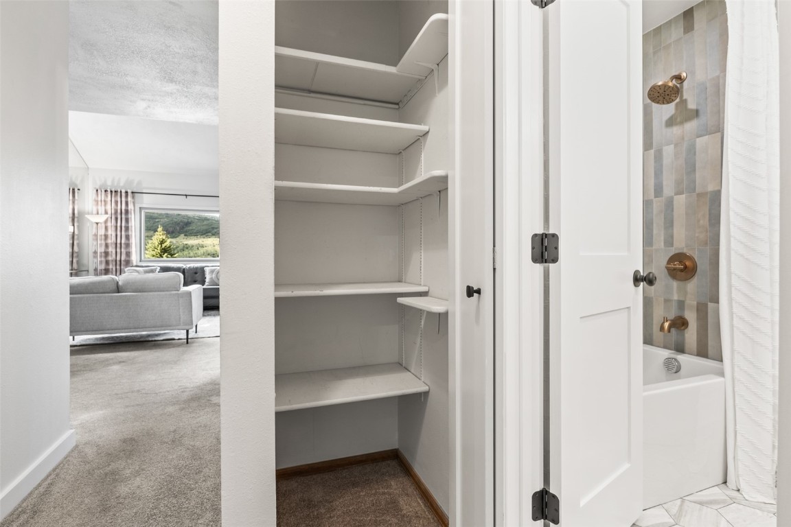 348 Old Fish Creek Falls ROAD -