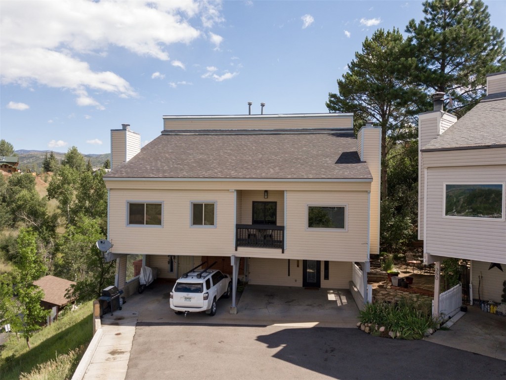 348 Old Fish Creek Falls ROAD -