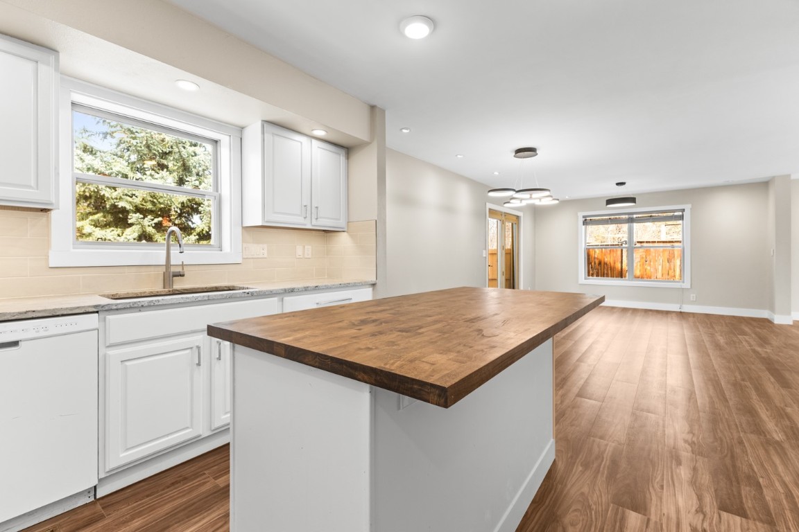 27401 Brandon CIRCLE