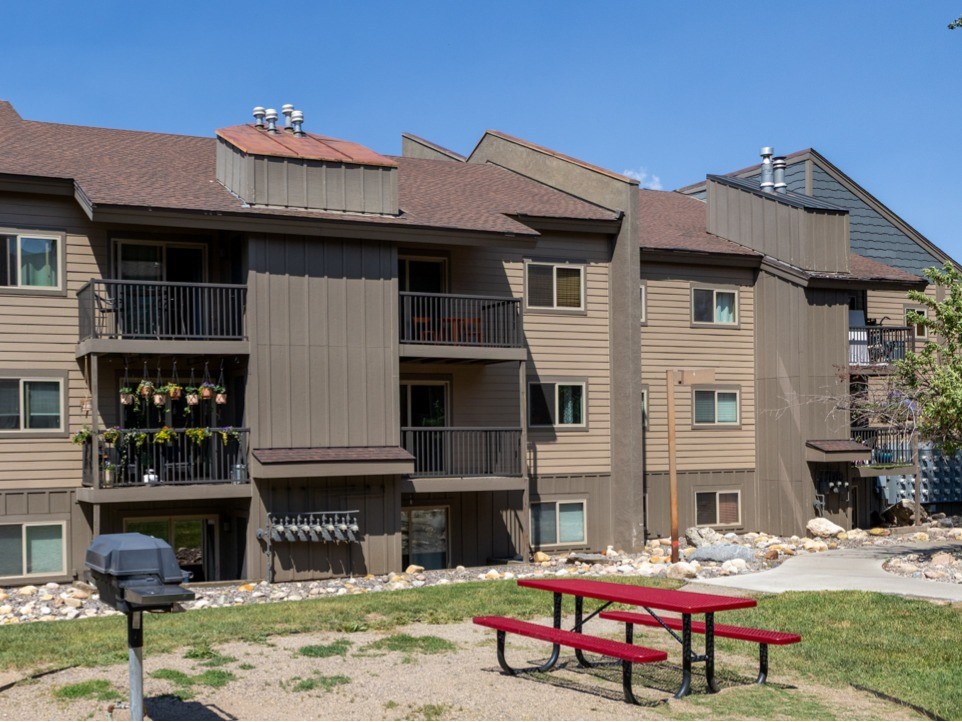 1525 Shadow Run Frontage 207