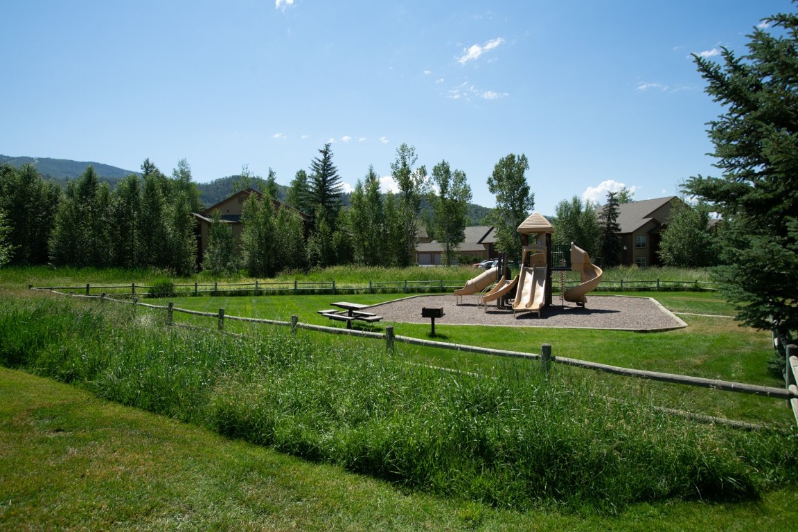 1525 Shadow Run Frontage 207