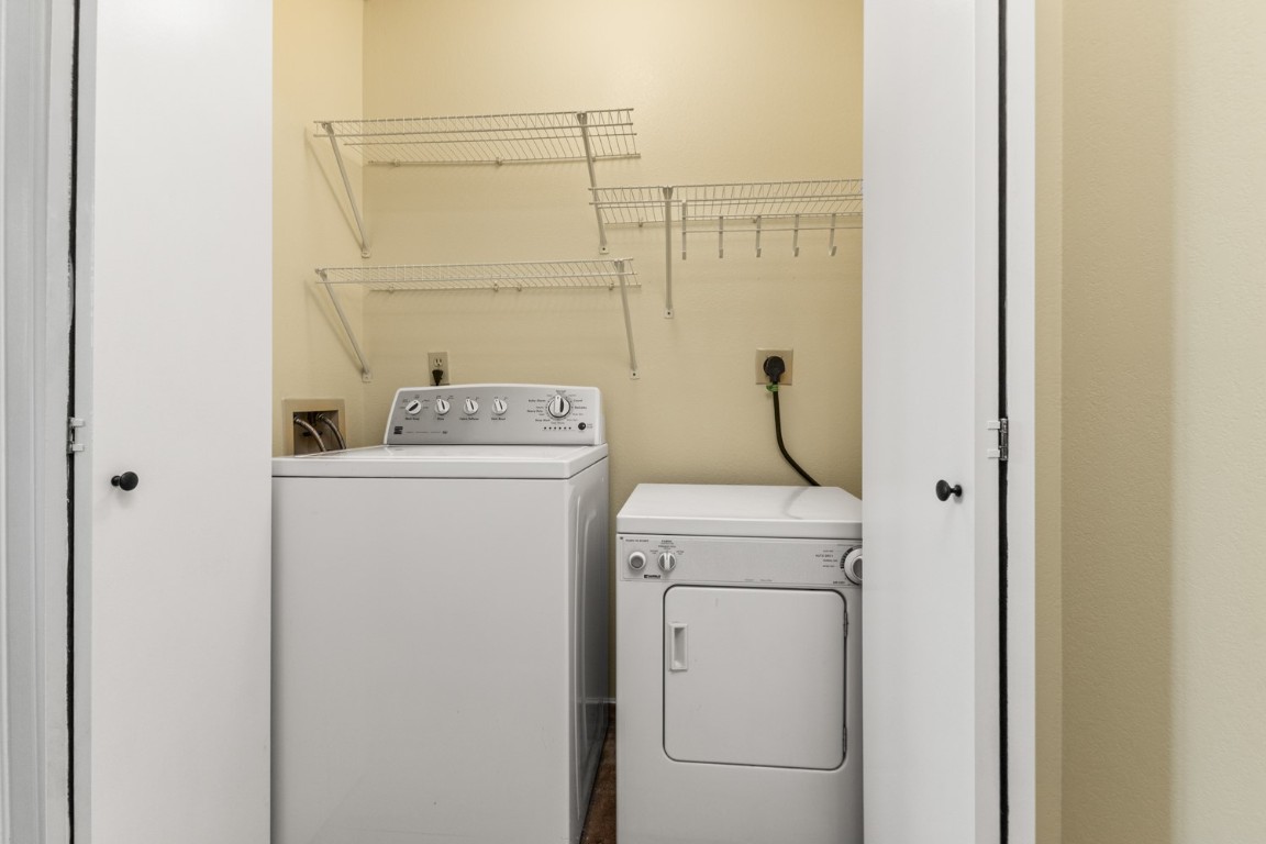 1525 Shadow Run Frontage 207