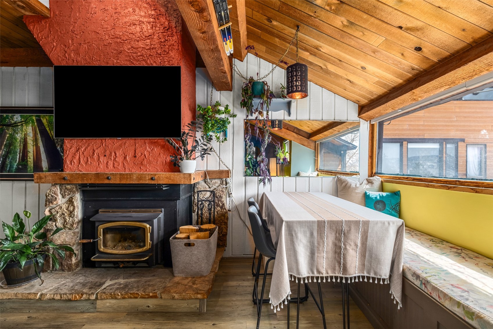 31500 Runaway PLACE 304