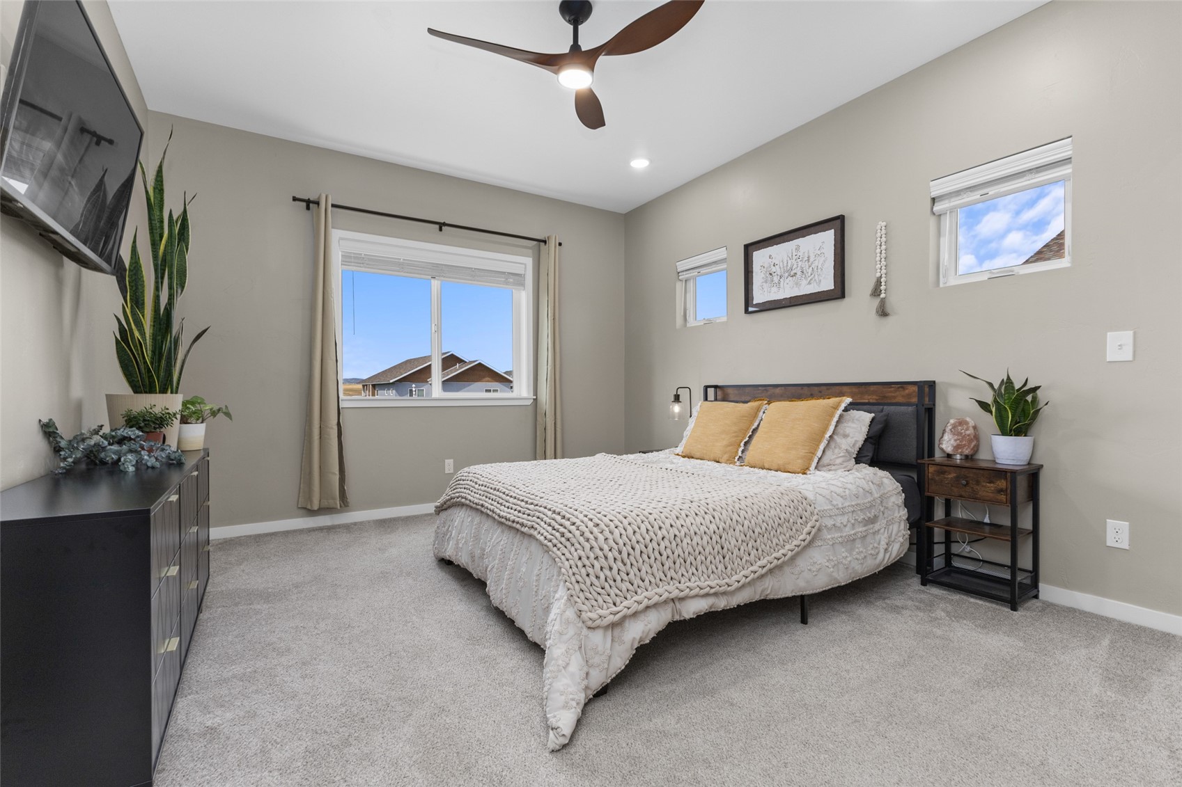 967 Dry Creek South ROAD