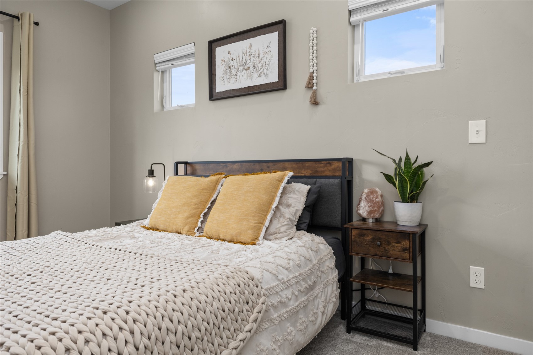 967 Dry Creek South ROAD