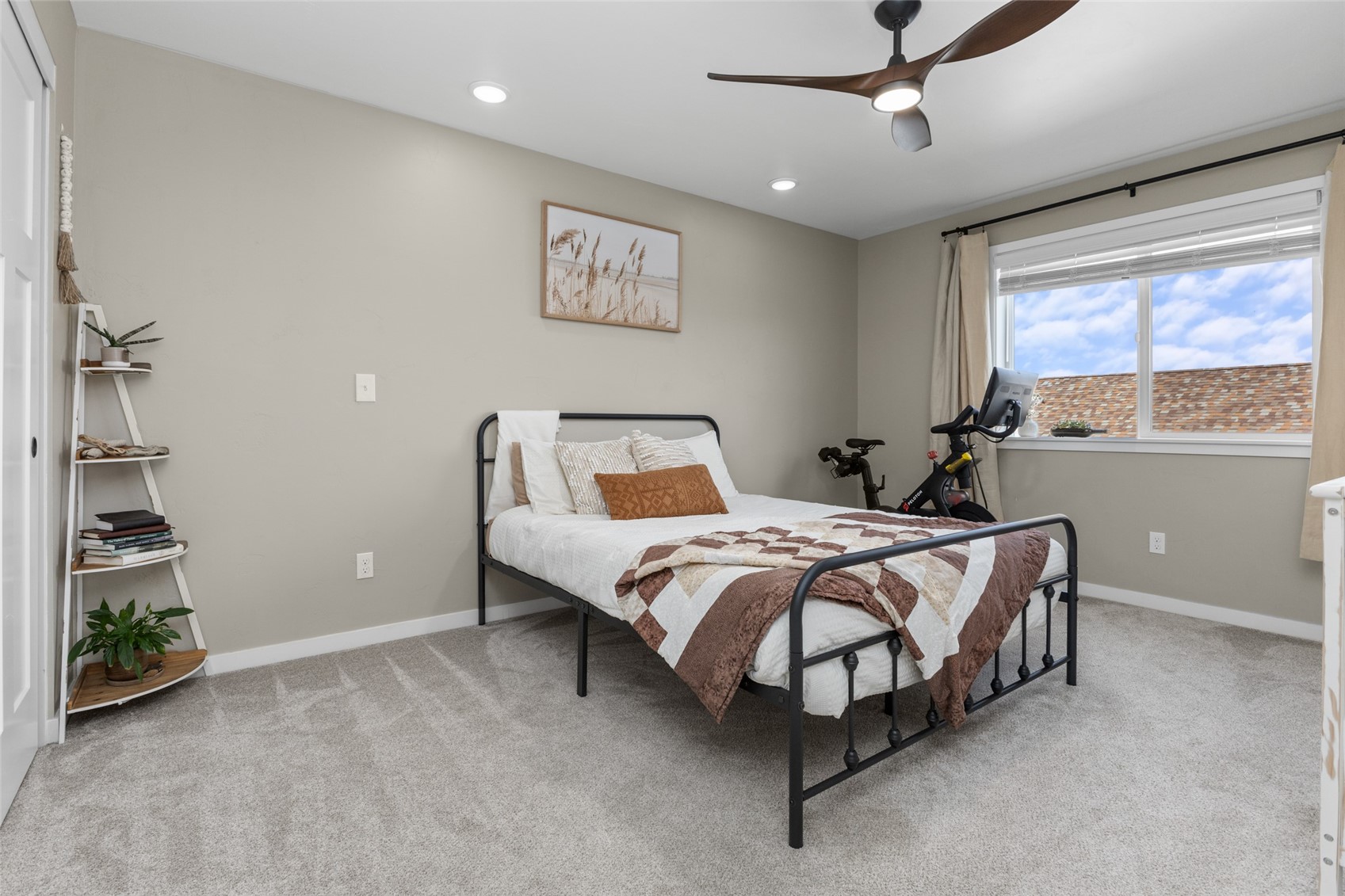 967 Dry Creek South ROAD