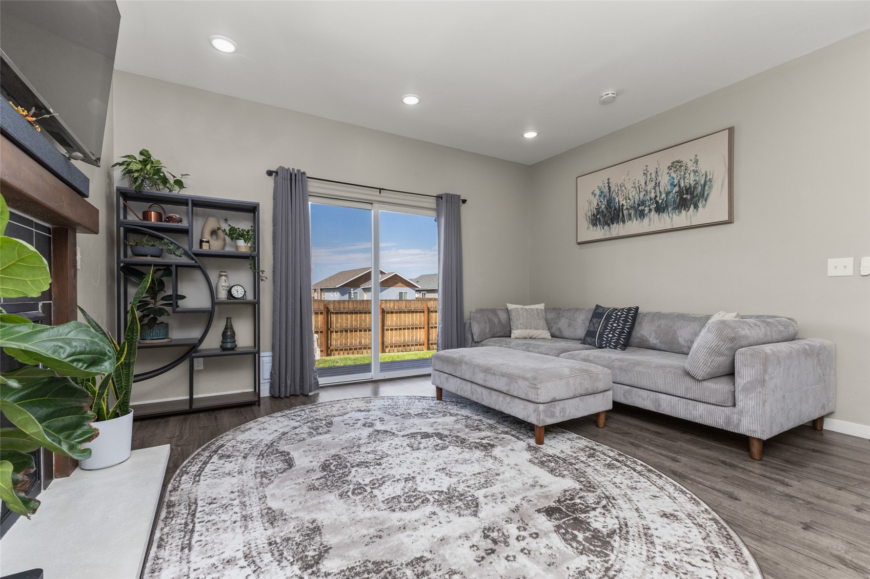 967 Dry Creek South ROAD